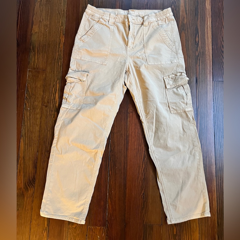Women's American Eagle Tan Cargo Pants